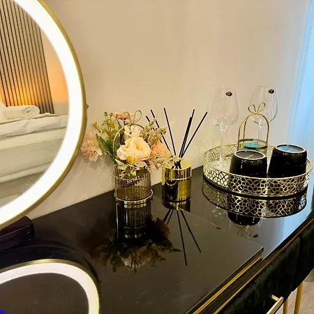Little Downtown 3*